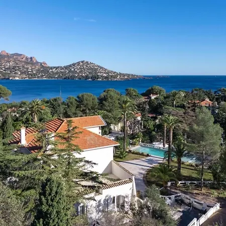 Bed and Breakfast Belle Epoque Saint-raphael
