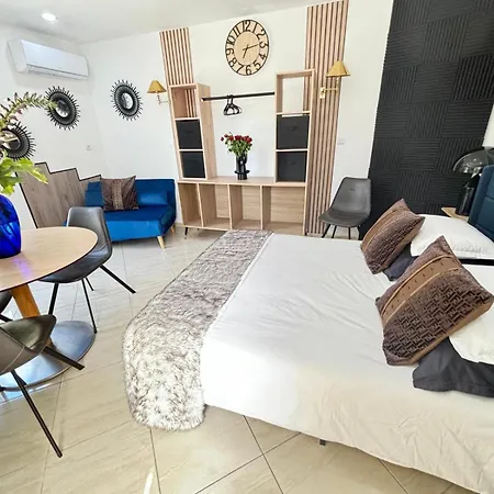 Bed and Breakfast Belle Epoque Saint-raphael 3*