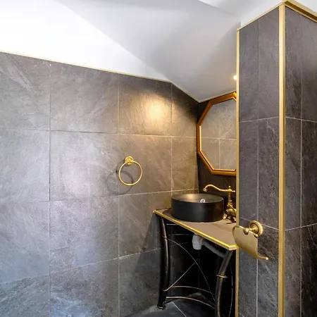 Belle Epoque Saint-raphael Nocleg ze śniadaniem 3*